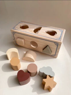 Konges Sløjd Wooden Shape Sorter -Odin Parker 1024x1024 376020c27985b4d1373783cd3c126c2b