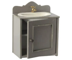 Maileg | Miniature Sink -Odin Parker 11 0115 00 01 1 2048x 4f9c3606 e8bb 4b7e 98a6 a95c9d332aea
