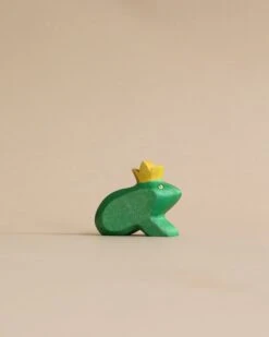 Handmade Holzwald Frog King