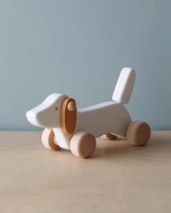 Wooden Dachshund Puppy -Odin Parker 2J2A1540 2