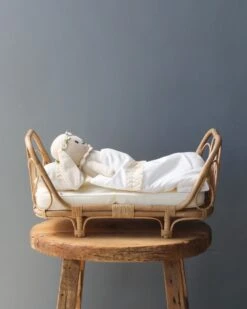 Poppie Rattan Doll Daybed + Duvet Set
