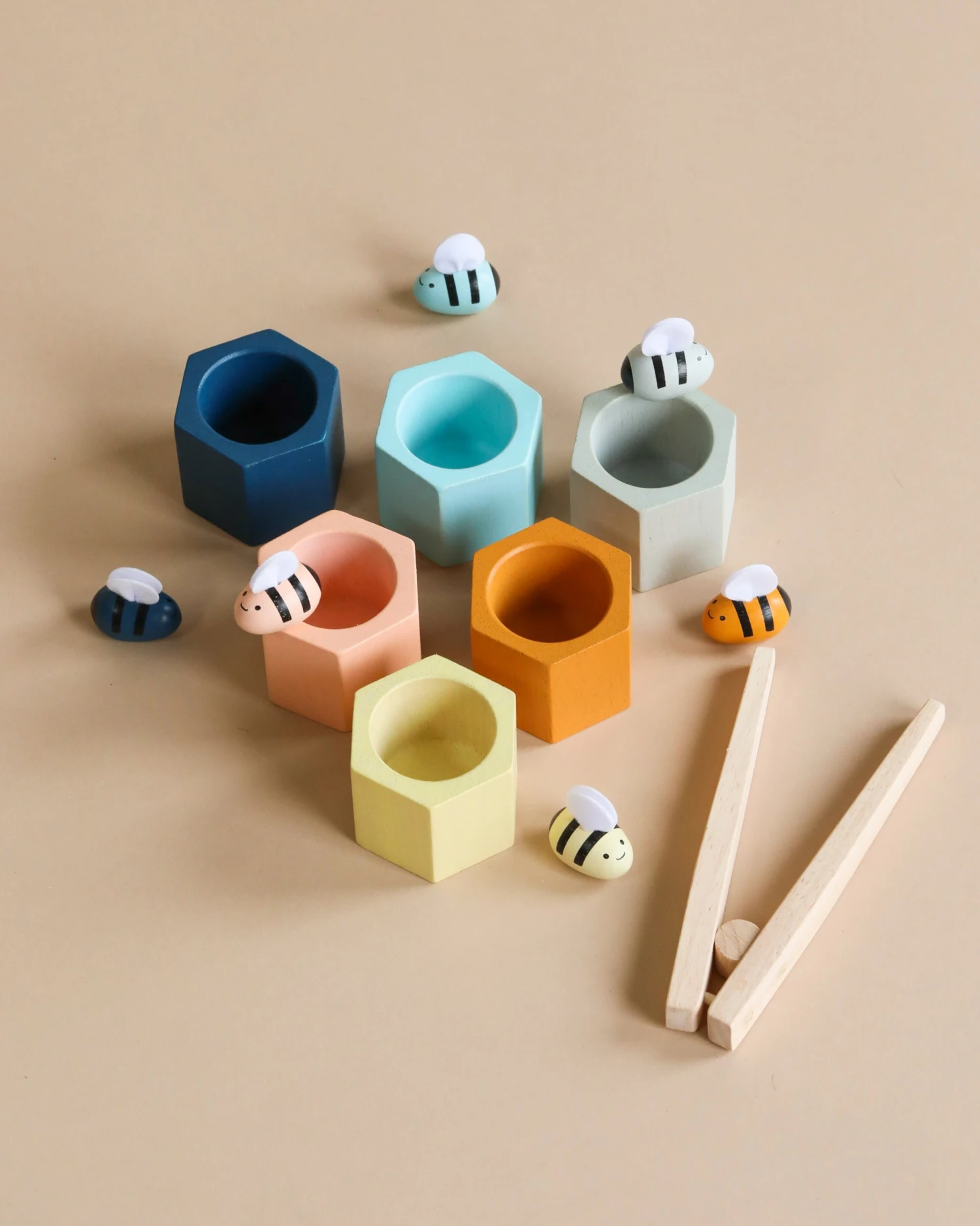 Plan Toys Beehive Sorting Set 3 Plan Toys Beehive Sorting Set