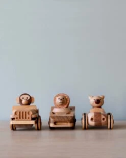 Wooden Animal Pull-Back Car -Odin Parker 2J2A5875