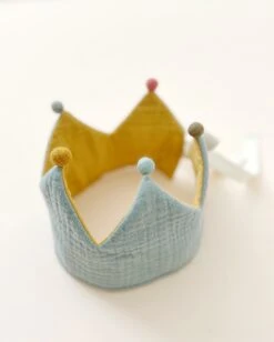 Reversible Crown