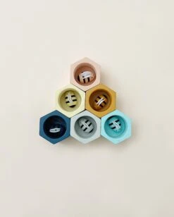 Plan Toys Beehive Sorting Set 17 Plan Toys Beehive Sorting Set -Odin Parker 5E01C322 6AF4 41C2 B59D 957F09D32645