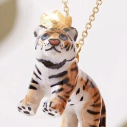 Tiger King Necklace -Odin Parker 71944544830ba76657e316f94b05887cdb2958db4e348d1811d52cc3a8d79e87 jpeg