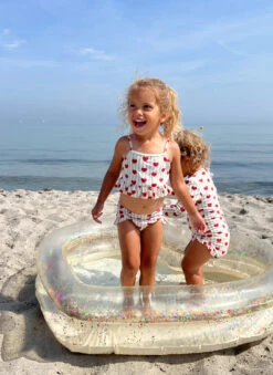 Konges Sløjd Inflatable Heart Pool -Odin Parker HEART POOL Pools KS5195 TRANSPARENT CREAM 2 95ce977f 9b5c 4c34 8332 6ec178ed1552 1080x jpg