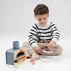 Tender Leaf Toys Wooden Make Me A Pizza Set -Odin Parker TL8244 make me a pizza 4 1296x jpg