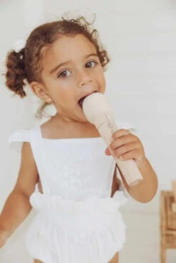 Little Singer Pretend Microphone -Odin Parker b84b2725e71908f934f6d64eae8a7c716bcdd641d996cd25dcd2222c6626dfd6 jpeg